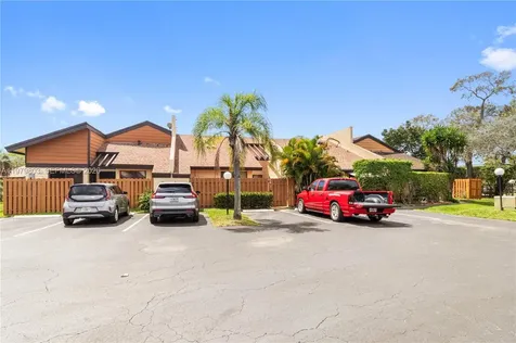 3812 NW 77th Avenue Davie FL 33024