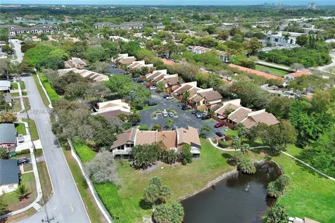 3812 NW 77th Avenue Davie FL 33024