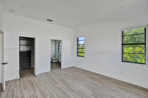 8371 SW 122nd Street Miami FL 33156