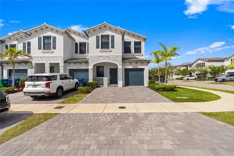 28500 SW 133rd Path Homestead FL 33033