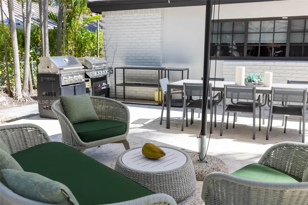 2500 Bayview Drive Fort Lauderdale FL 33305