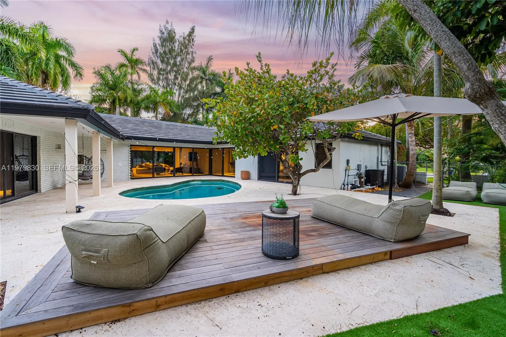 2500 Bayview Drive Fort Lauderdale FL 33305