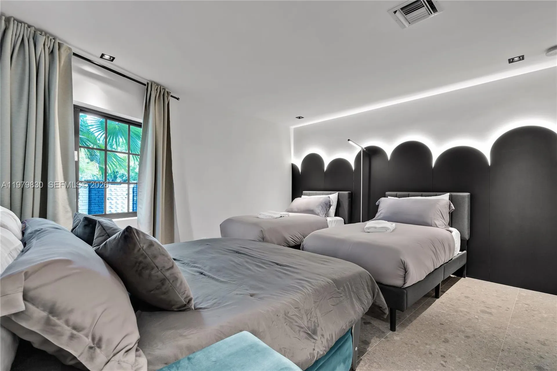 2500 Bayview Drive Fort Lauderdale FL 33305