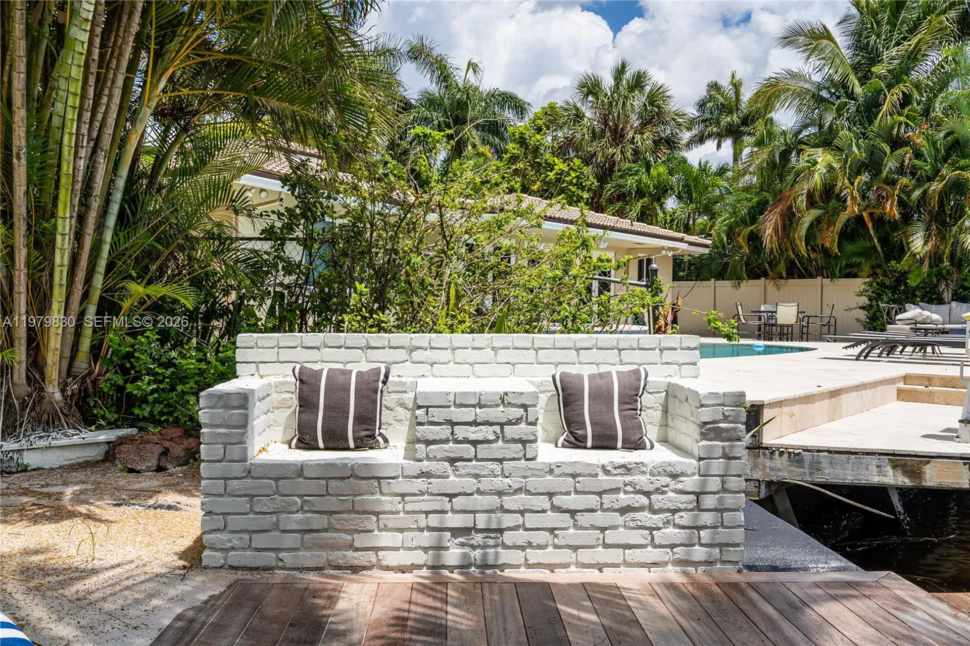 2500 Bayview Drive Fort Lauderdale FL 33305
