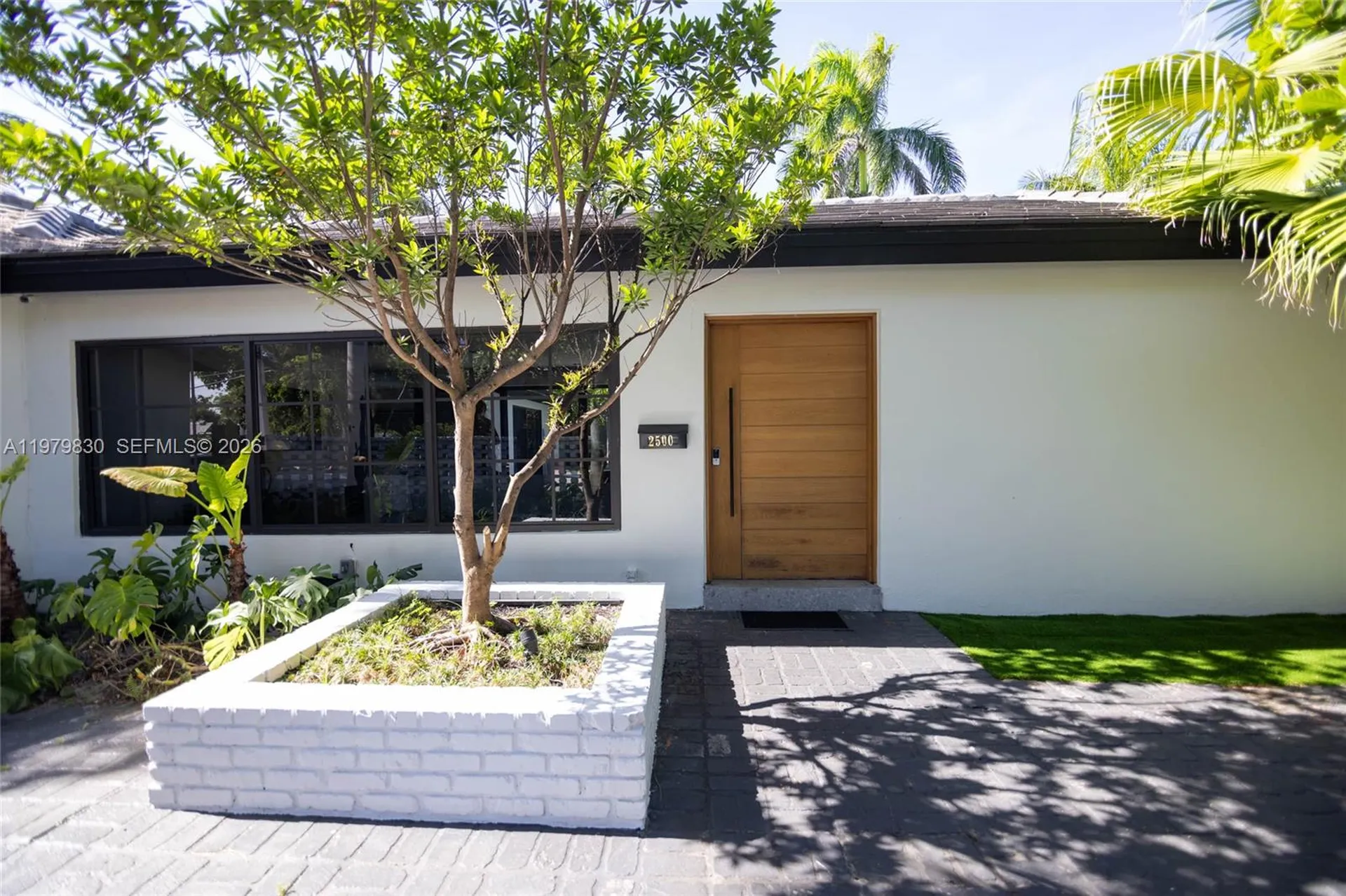 2500 Bayview Drive Fort Lauderdale FL 33305