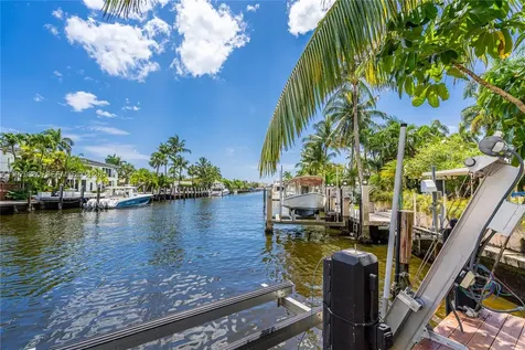 2500 Bayview Drive Fort Lauderdale FL 33305