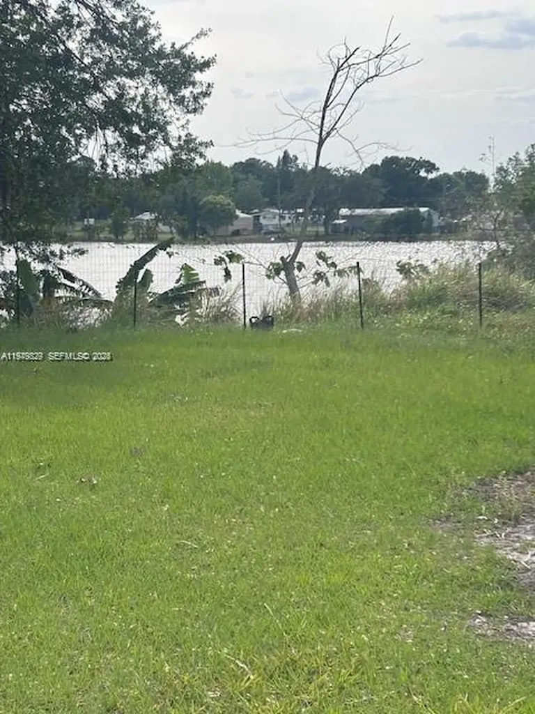 610 NW Phosphate Boulevard Other City - In The State Of Florida FL 33860