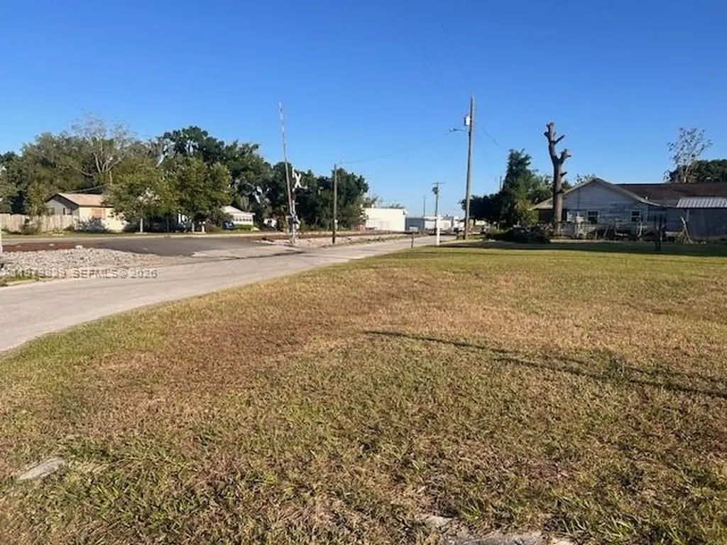 610 NW Phosphate Boulevard Other City - In The State Of Florida FL 33860