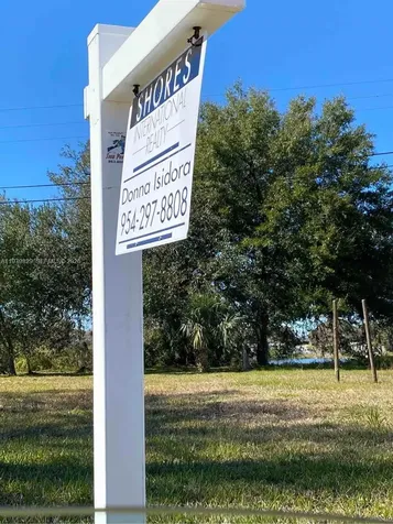 610 NW Phosphate Boulevard Other City - In The State Of Florida FL 33860