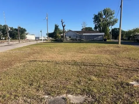 610 NW Phosphate Boulevard Other City - In The State Of Florida FL 33860