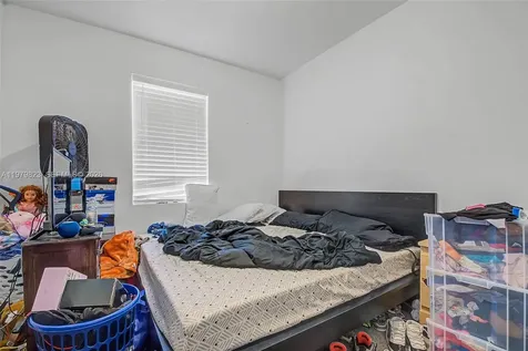 445 NE 4th Street Florida City FL 33034
