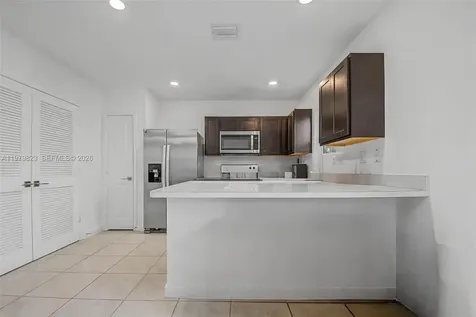 445 NE 4th Street Florida City FL 33034