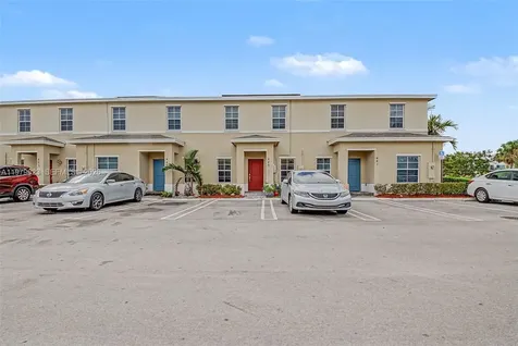 445 NE 4th Street Florida City FL 33034