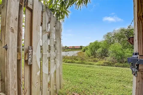 445 NE 4th Street Florida City FL 33034