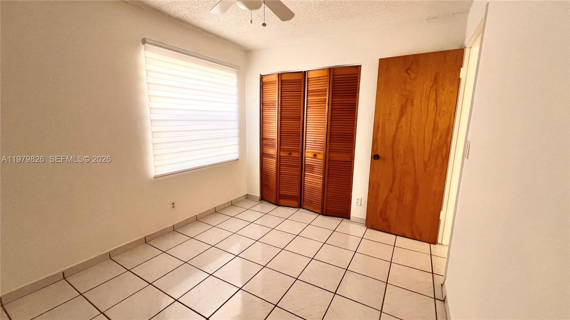 809 Twin Lakes Drive Coral Springs FL 33071