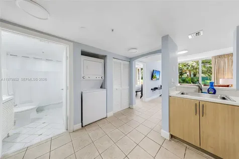 2951 S Bayshore Drive Coconut Grove FL 33133