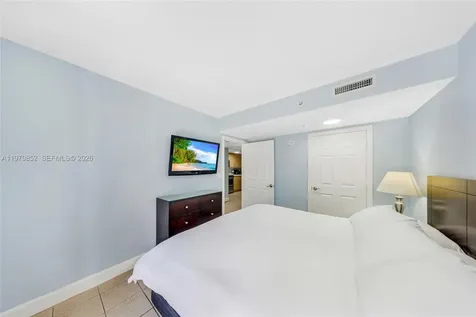 2951 S Bayshore Drive Coconut Grove FL 33133