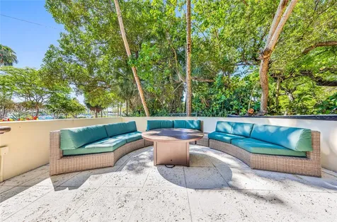 2951 S Bayshore Drive Coconut Grove FL 33133