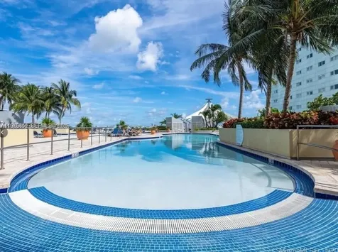 244 NE Biscayne Boulevard Miami FL 33132