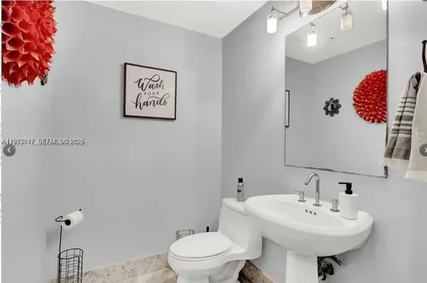 244 NE Biscayne Boulevard Miami FL 33132
