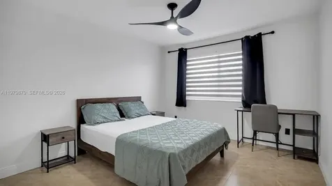 3251 Inverrary Boulevard W Lauderhill FL 33319