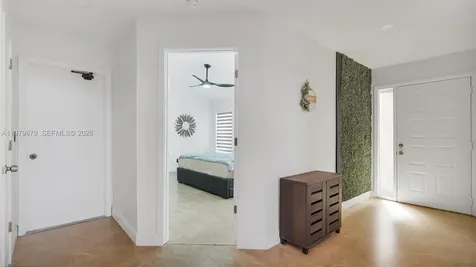 3251 Inverrary Boulevard W Lauderhill FL 33319