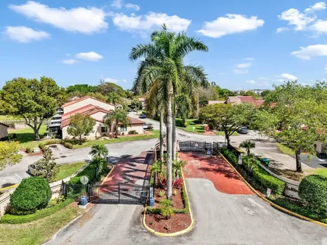 3251 Inverrary Boulevard W Lauderhill FL 33319