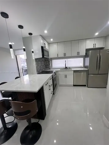 17021 N Bay Road Sunny Isles Beach FL 33160