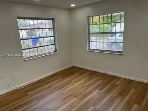 800 NW 29th Terrace Miami FL 33127