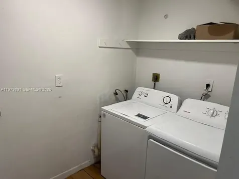 800 NW 29th Terrace Miami FL 33127