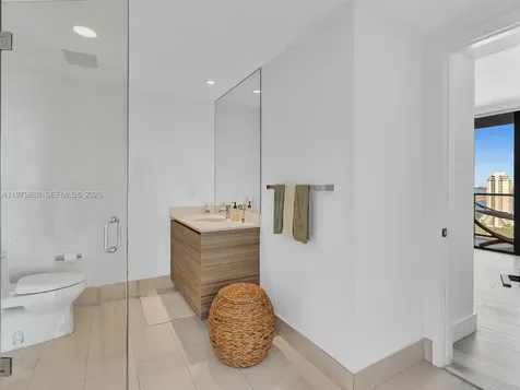 121 NE 34th Street Miami FL 33137