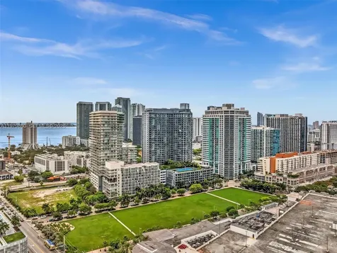 121 NE 34th Street Miami FL 33137