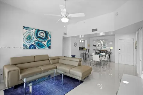 529 E Sheridan Street Dania Beach FL 33004
