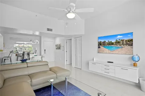 529 E Sheridan Street Dania Beach FL 33004