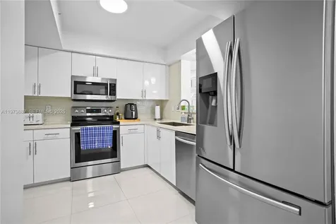 529 E Sheridan Street Dania Beach FL 33004