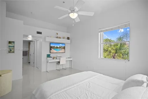 529 E Sheridan Street Dania Beach FL 33004