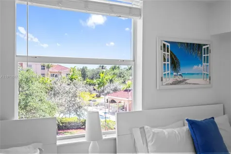 529 E Sheridan Street Dania Beach FL 33004