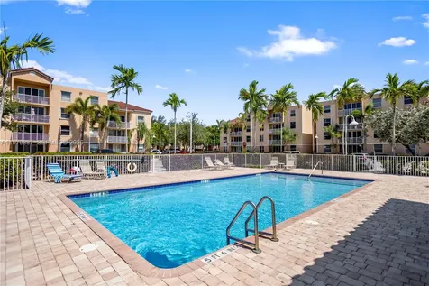 529 E Sheridan Street Dania Beach FL 33004