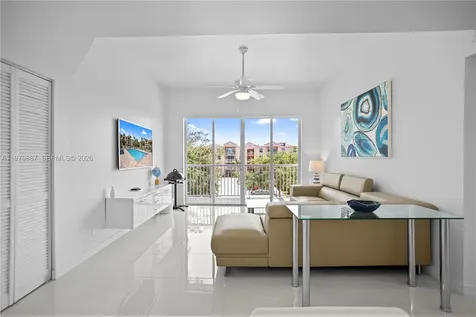 529 E Sheridan Street Dania Beach FL 33004