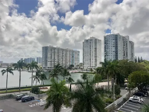 2801 NE 183rd Street Aventura FL 33160