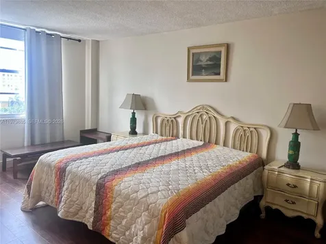 2801 NE 183rd Street Aventura FL 33160