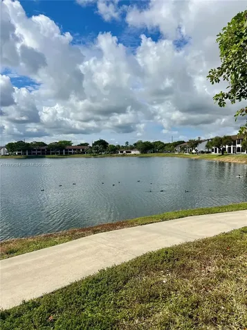 215 Lake Pointe Drive Oakland Park FL 33309