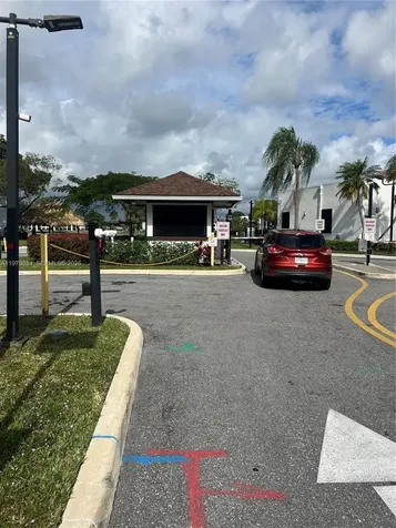 215 Lake Pointe Drive Oakland Park FL 33309