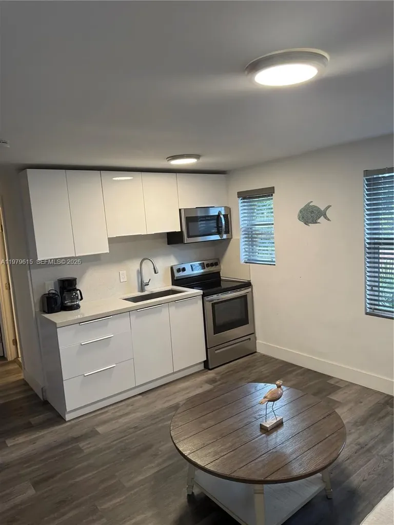2020 Washington Street Hollywood FL 33020
