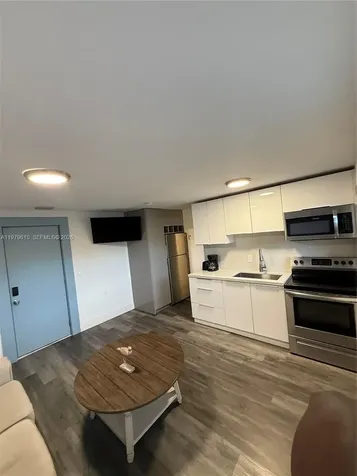 2020 Washington Street Hollywood FL 33020