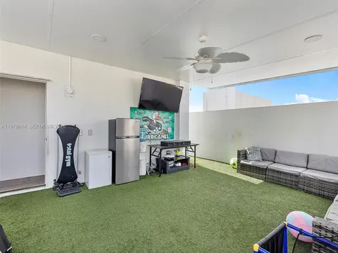 25888 SW 139th Pth Homestead FL 33032
