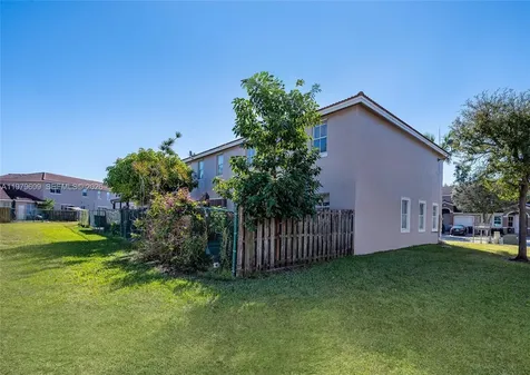 13861 SW 273rd Terrace Homestead FL 33032