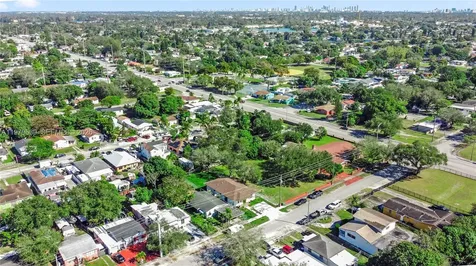 1735 NW 84th Street Miami FL 33147