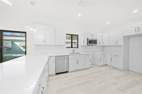 1735 NW 84th Street Miami FL 33147
