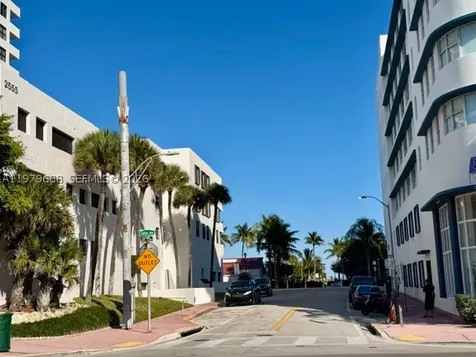2445 Lake Pancoast Drive Miami Beach FL 33140